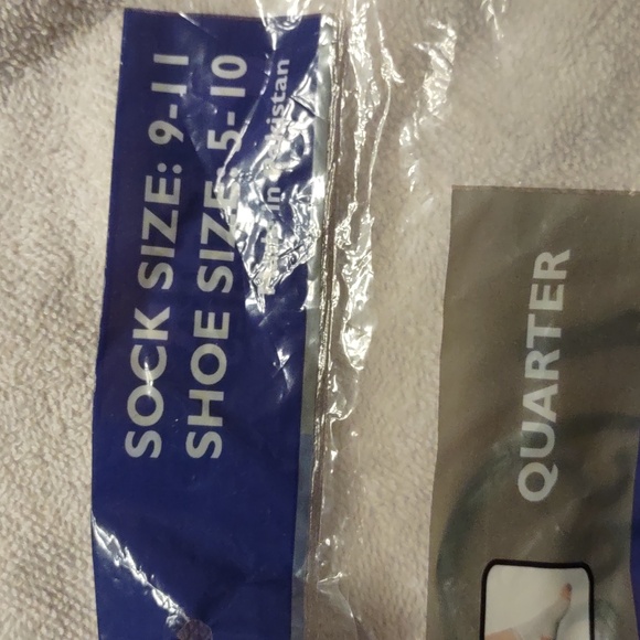 White and Pink Women's Socks, 4 New Pair - Picture 7 of 7